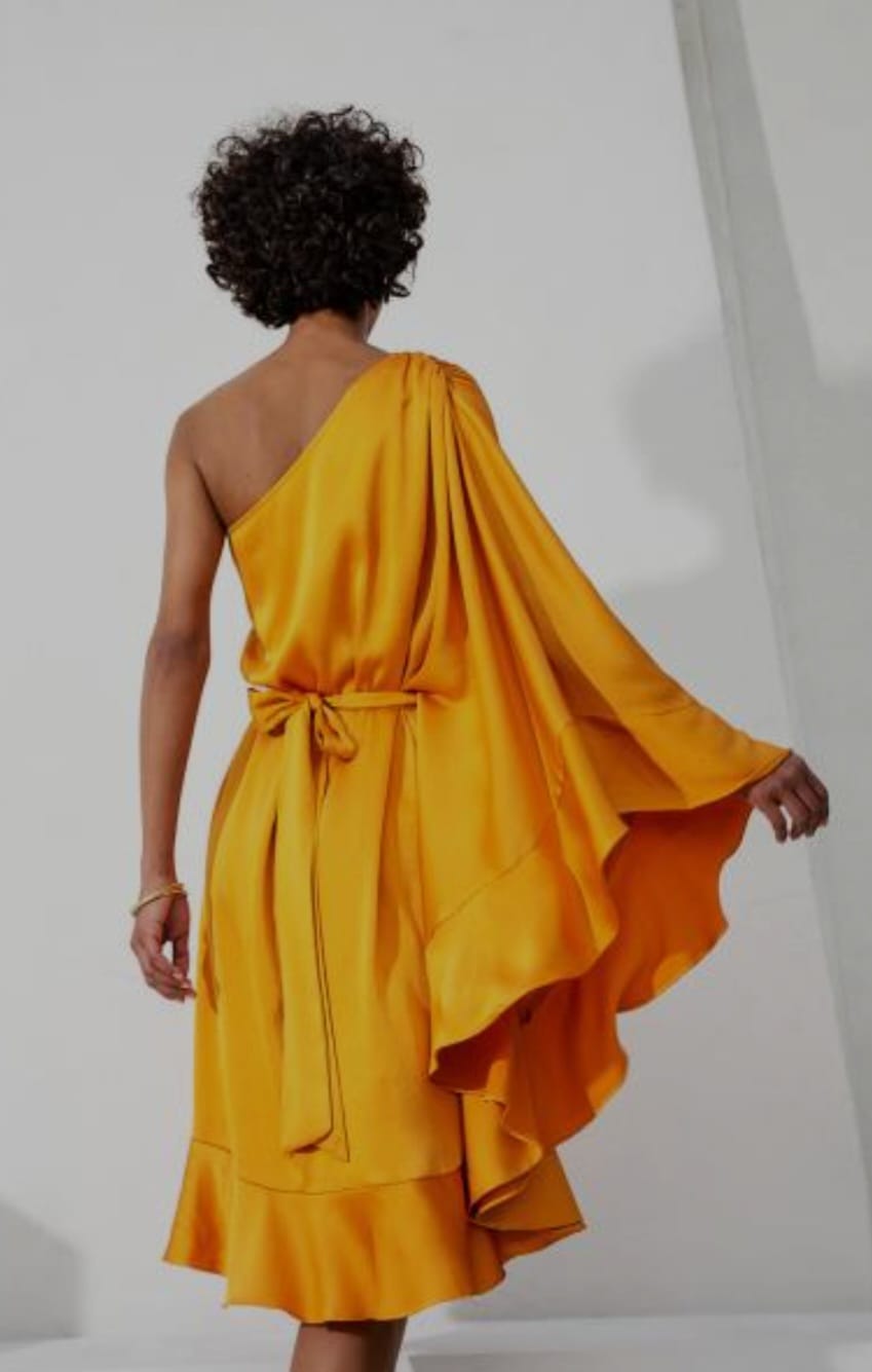 ROBE REF :22010425C – Image 2