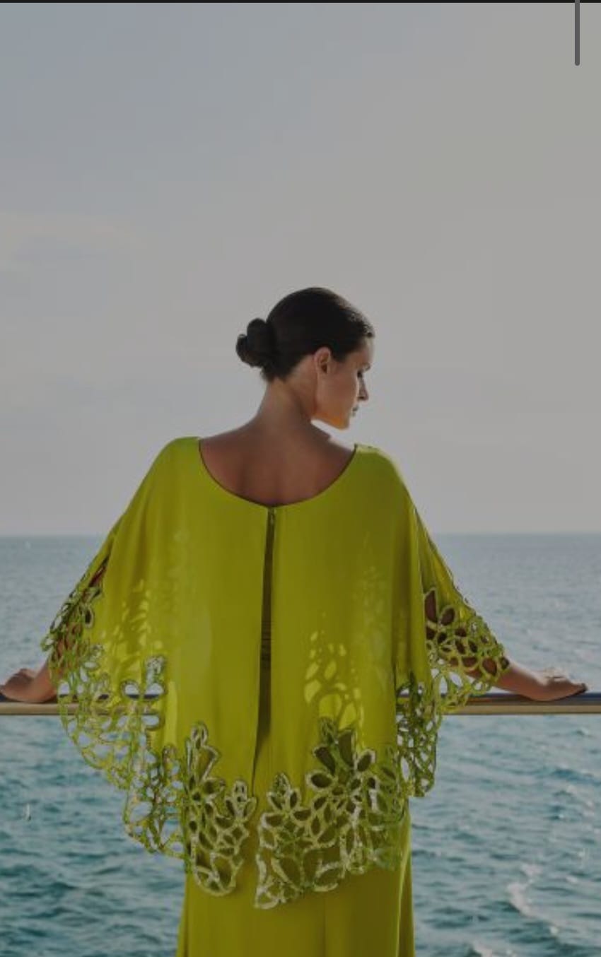 ROBE REF :22011325S – Image 2