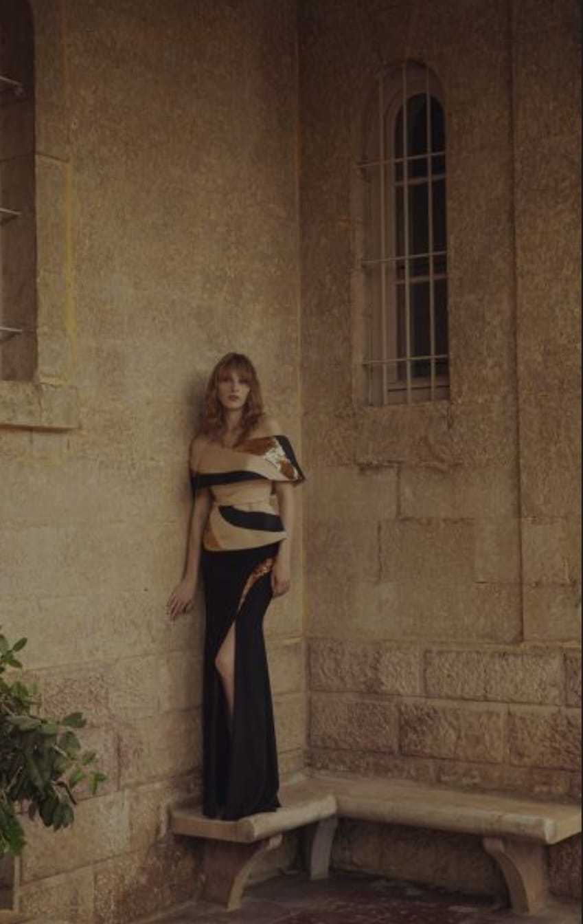 ROBE REF :22010825C – Image 3